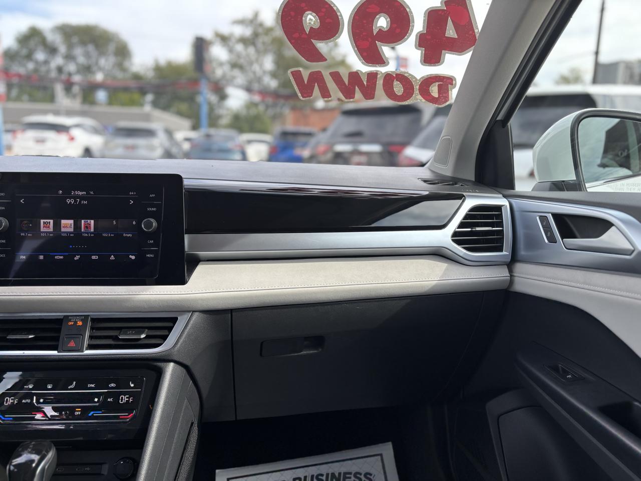 Volkswagen Taos SE 2025