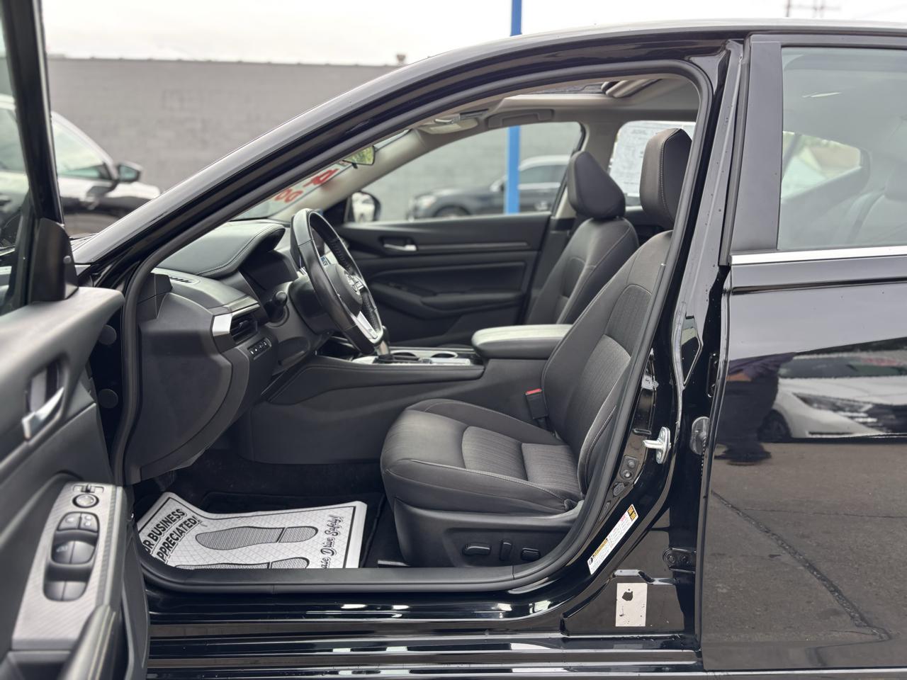 Nissan Altima 2.5 SV AWD 2024