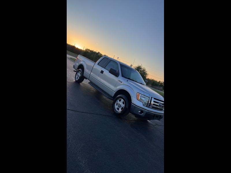 2012 Ford F-150 XL SuperCab 8-ft. Bed 4WD
