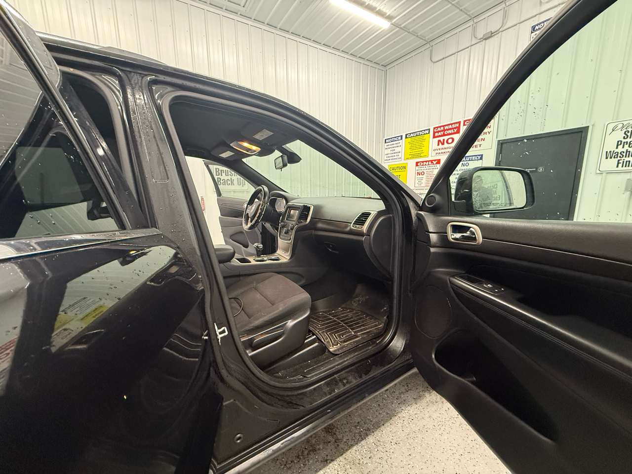 Jeep Grand Cherokee Laredo 4WD 2014