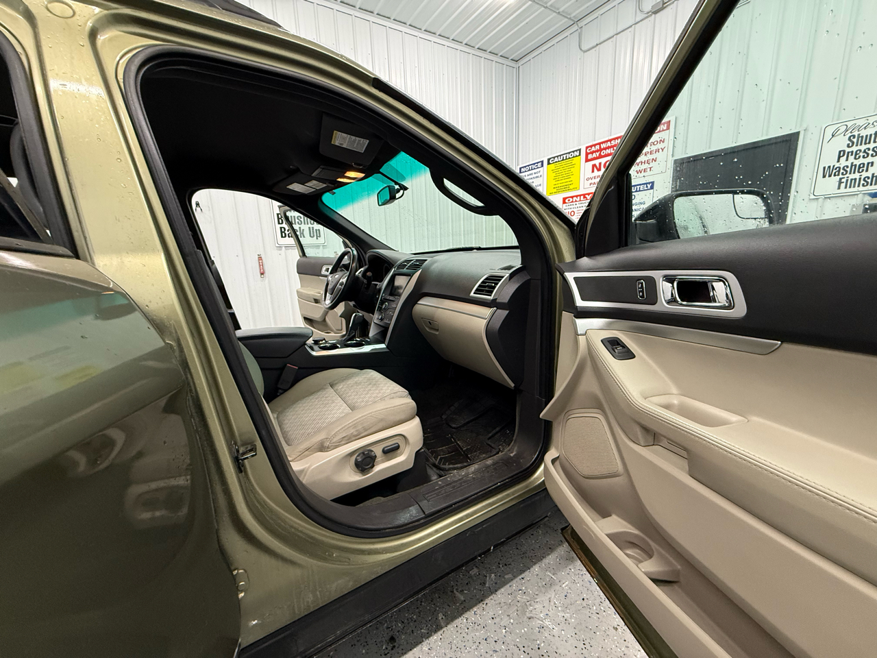 Ford Explorer XLT 4WD 2013