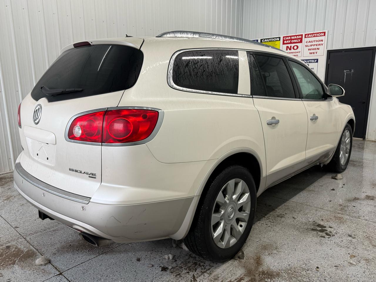 Buick Enclave Premium AWD 2012