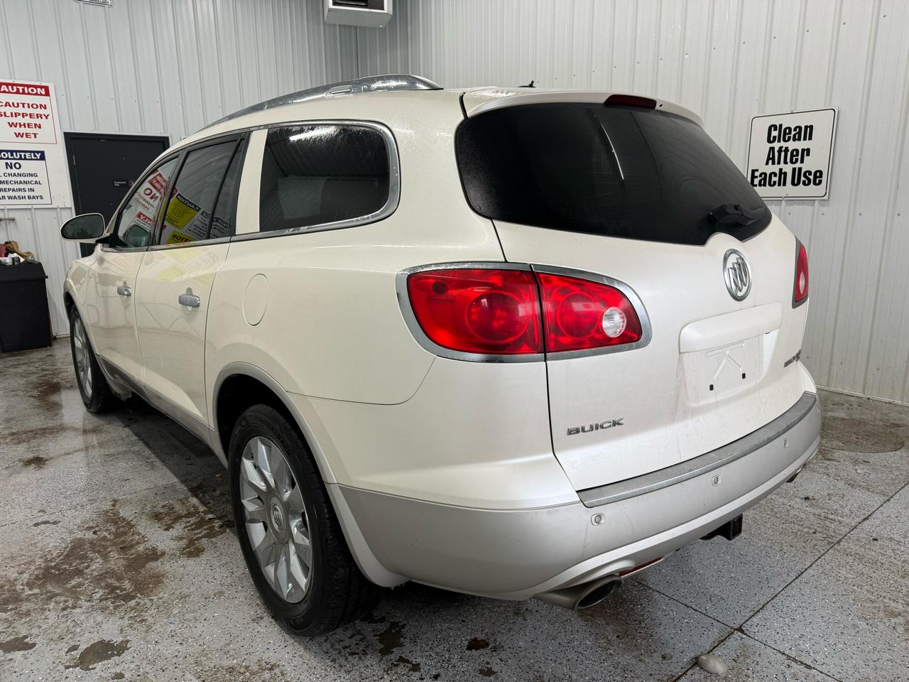 Buick Enclave Premium AWD 2012