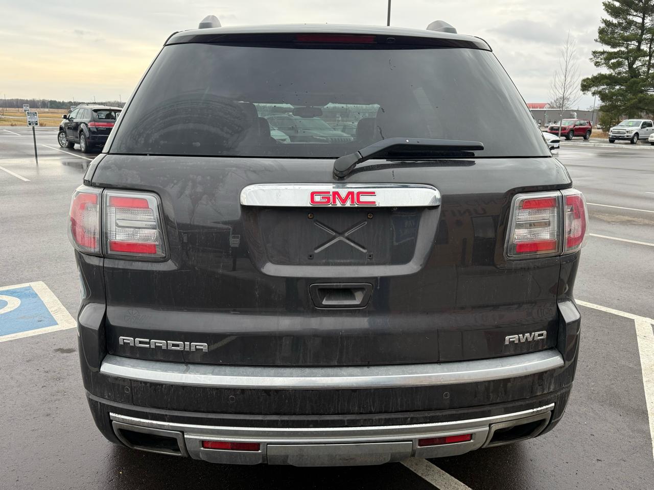 GMC Acadia Denali AWD 2013