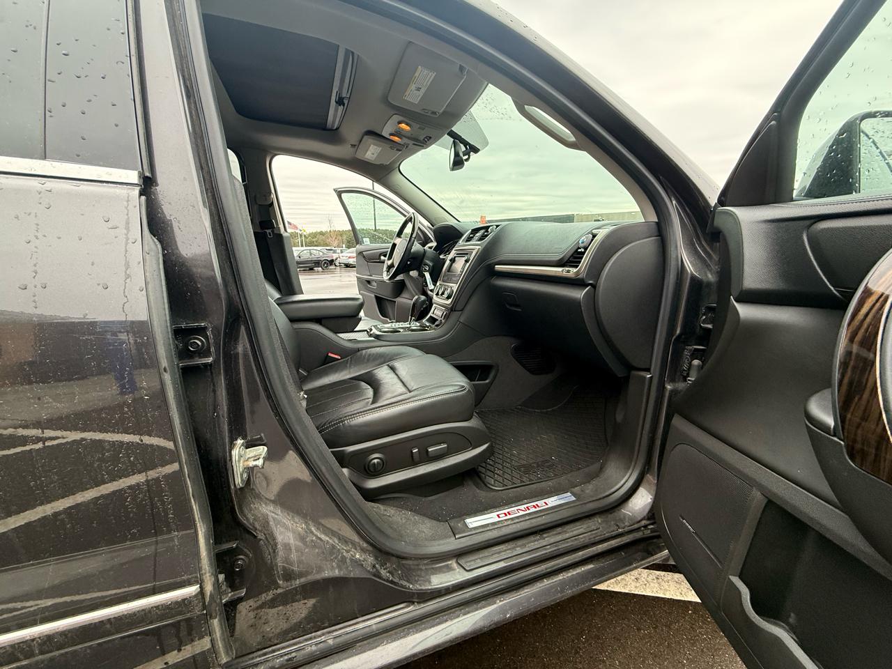 GMC Acadia Denali AWD 2013