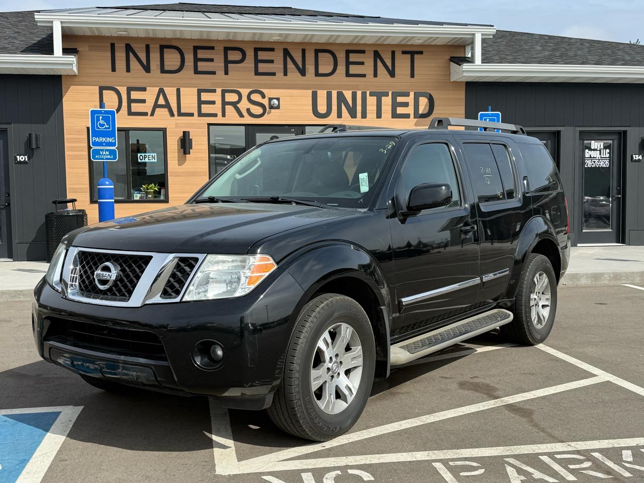2012 Nissan Pathfinder LE 4WD
