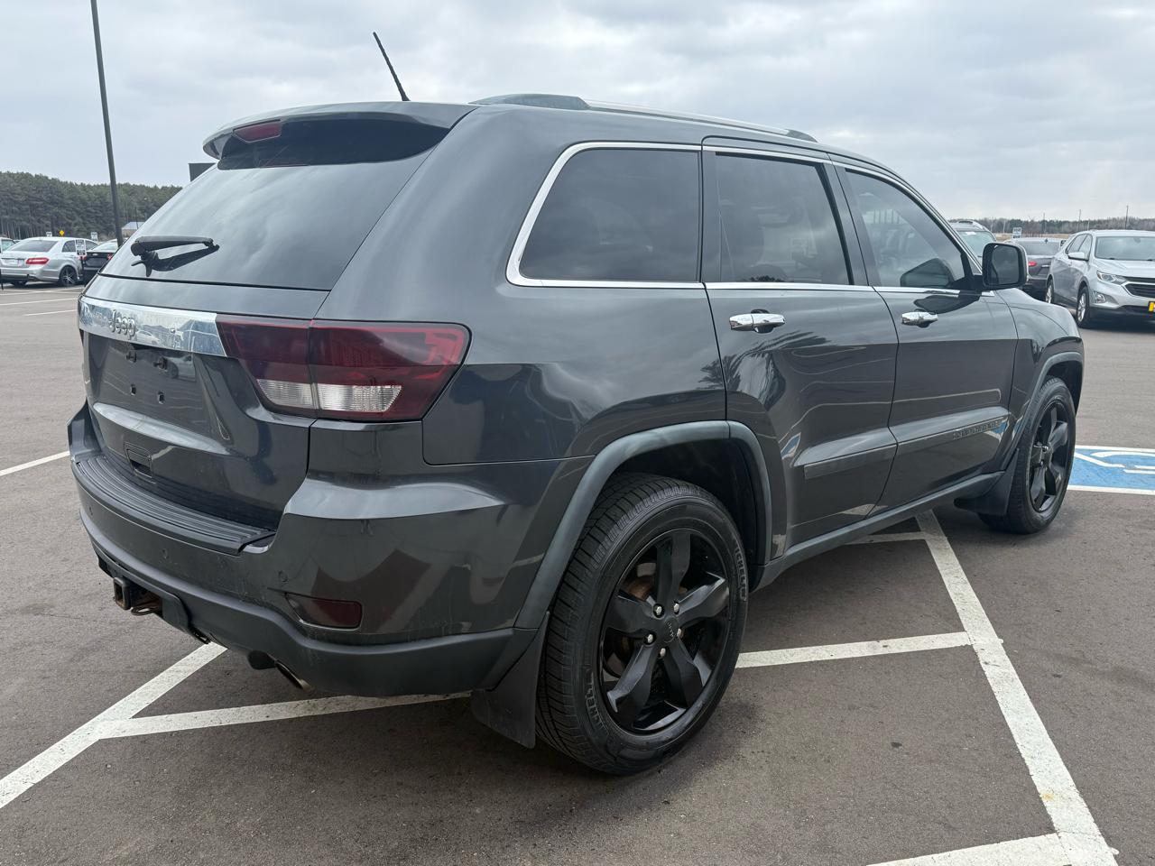 Jeep Grand Cherokee Overland 4WD 2011