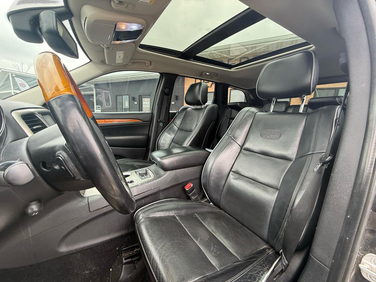 Jeep Grand Cherokee Overland 4WD 2011