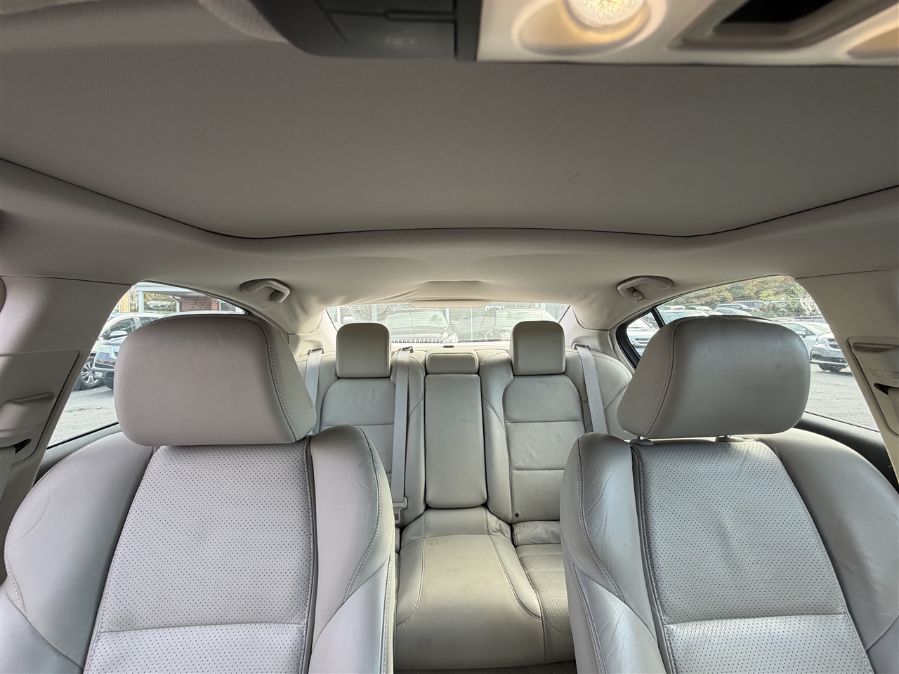 Acura TL 5-Speed AT with Tech Package 2009