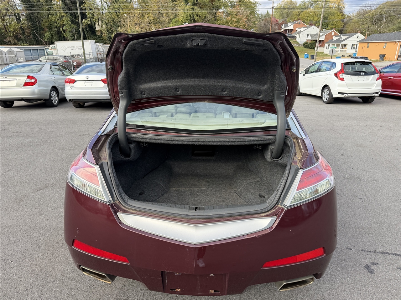 Acura TL 5-Speed AT with Tech Package 2009