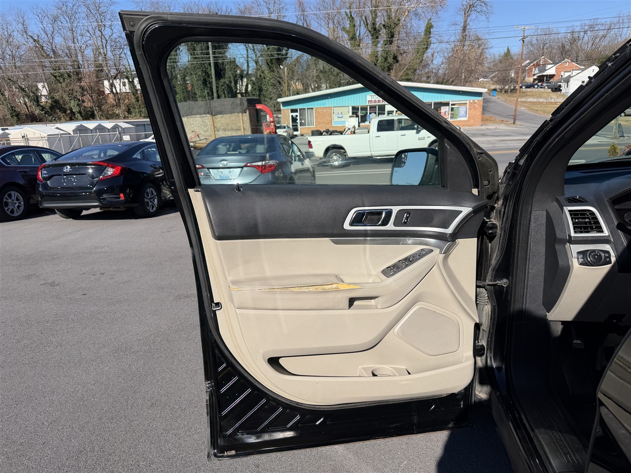 Ford Explorer XLT 4WD 2012