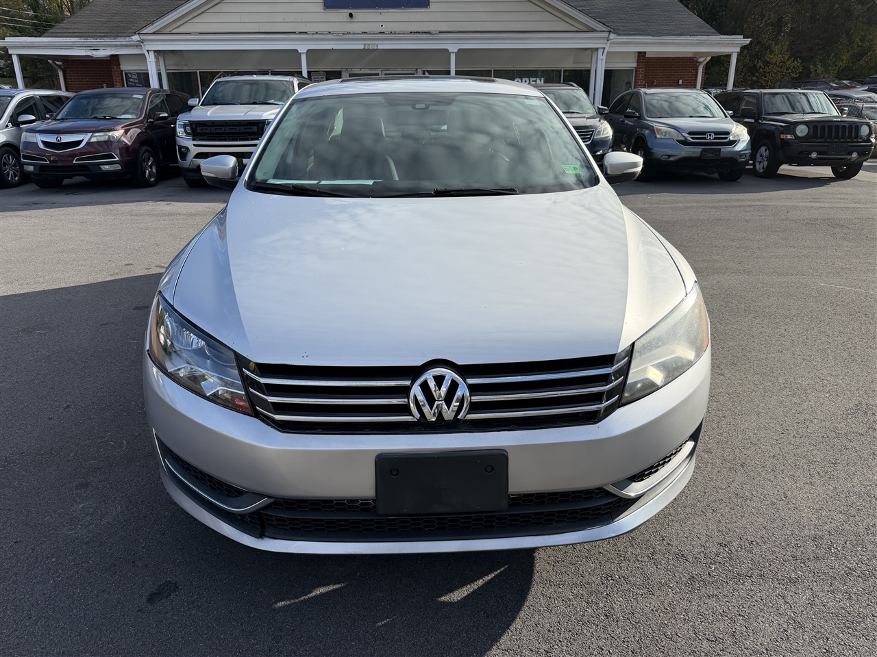 Volkswagen Passat 2.5L SE AT 2014