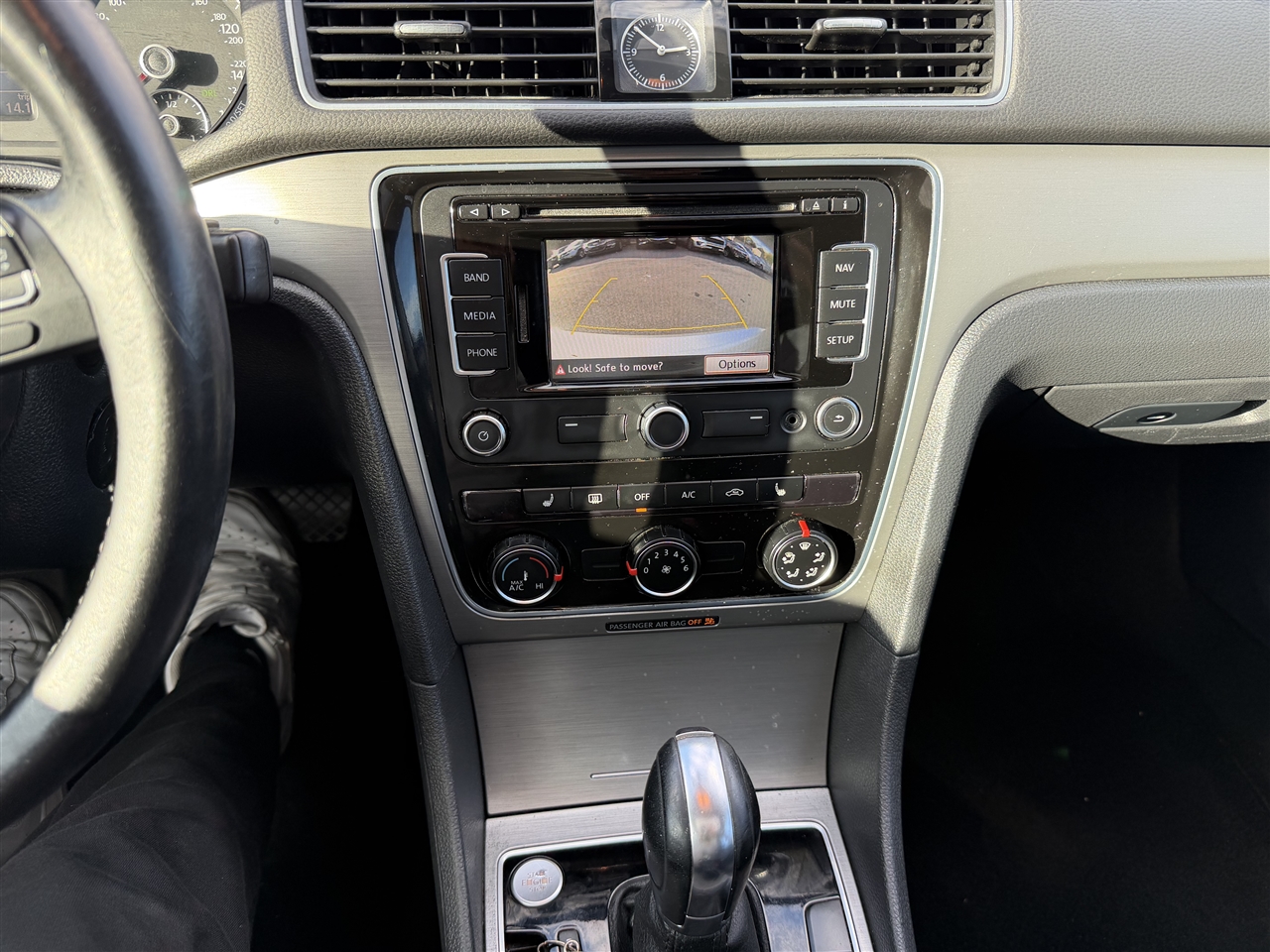 Volkswagen Passat 2.5L SE AT 2014