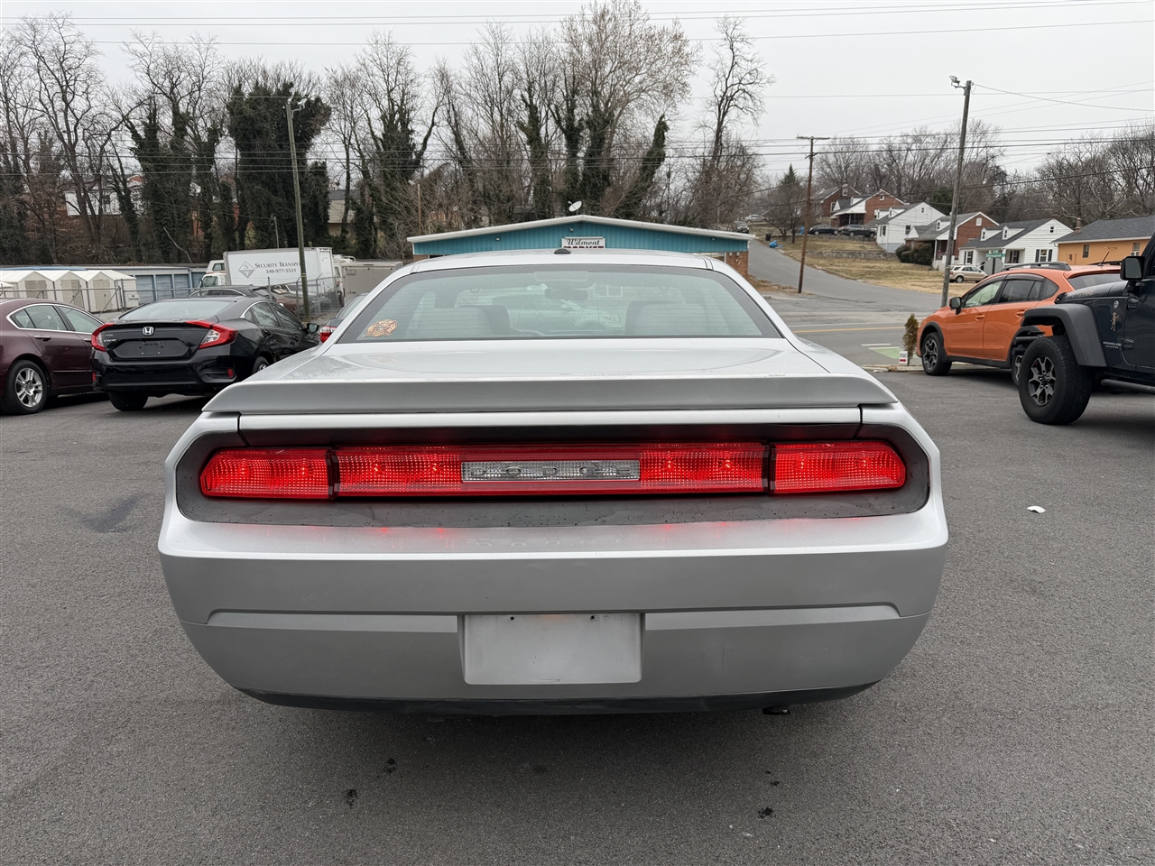 Dodge Challenger SE 2010