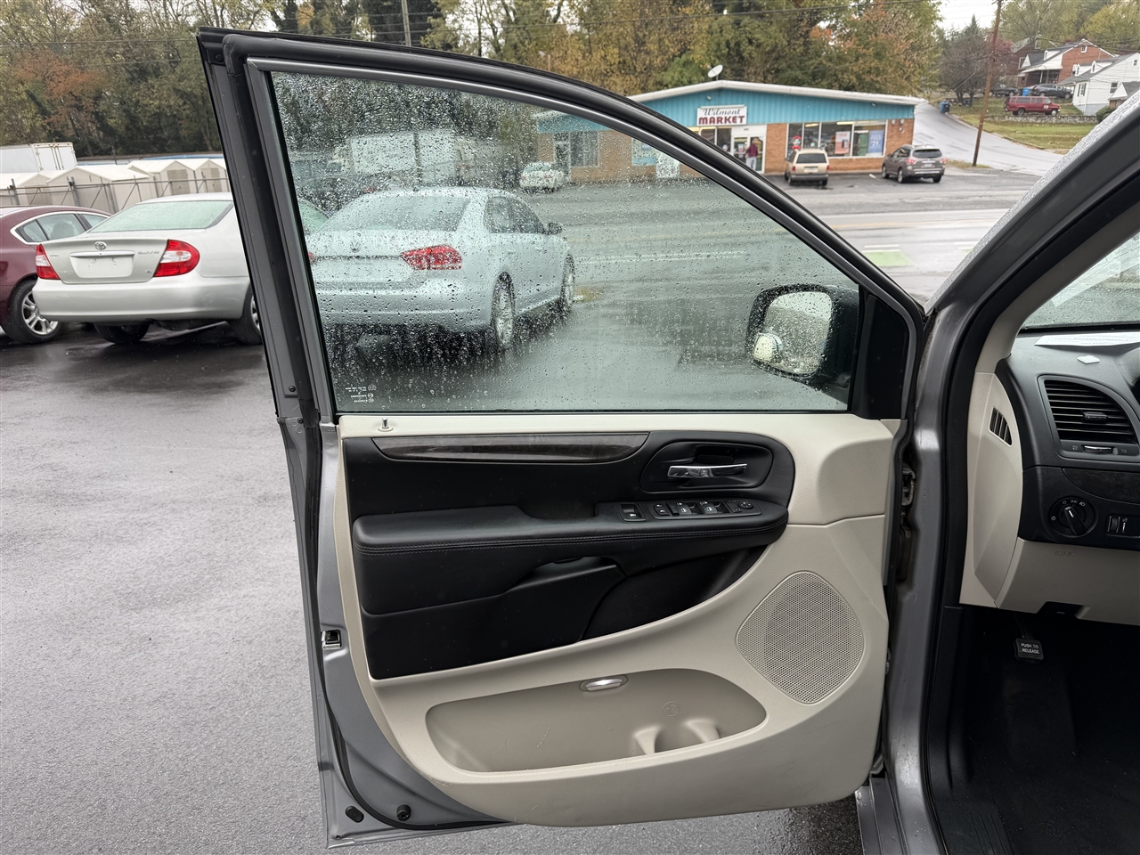 Dodge Grand Caravan SXT 2013