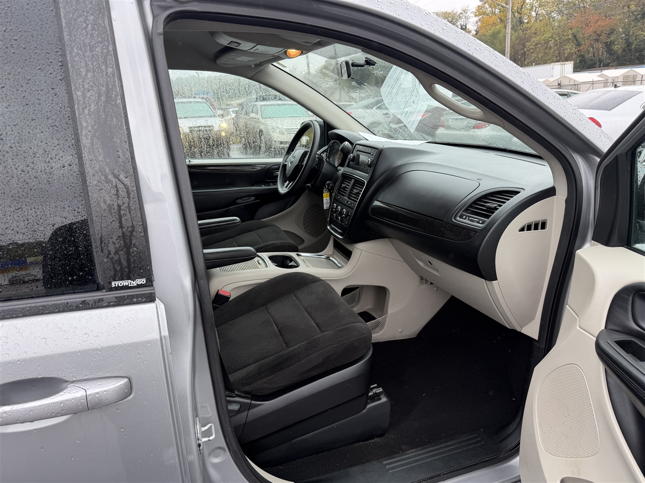 Dodge Grand Caravan SXT 2013