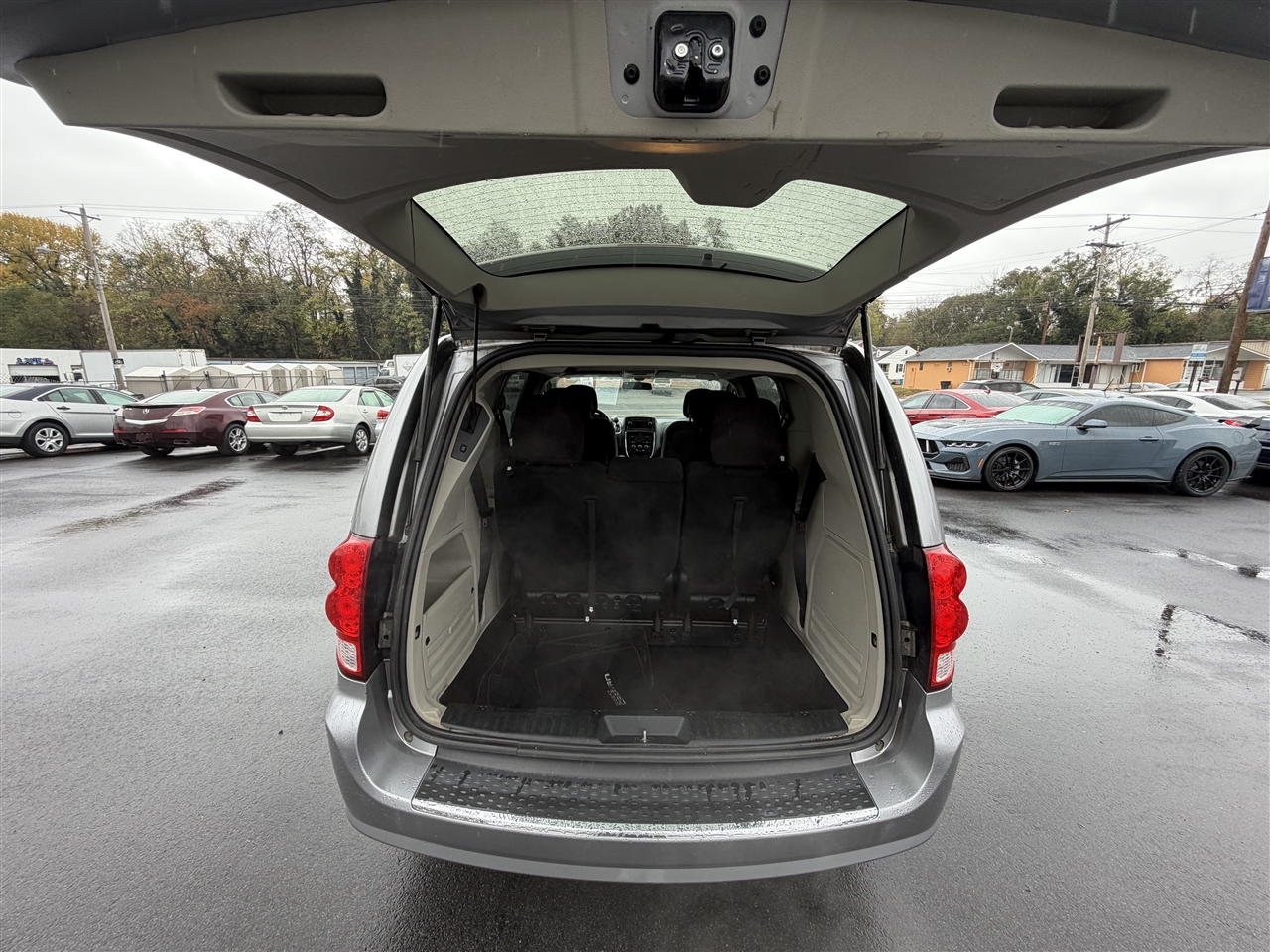 Dodge Grand Caravan SXT 2013