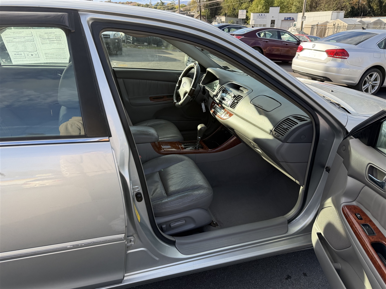 Toyota Camry XLE V6 2002