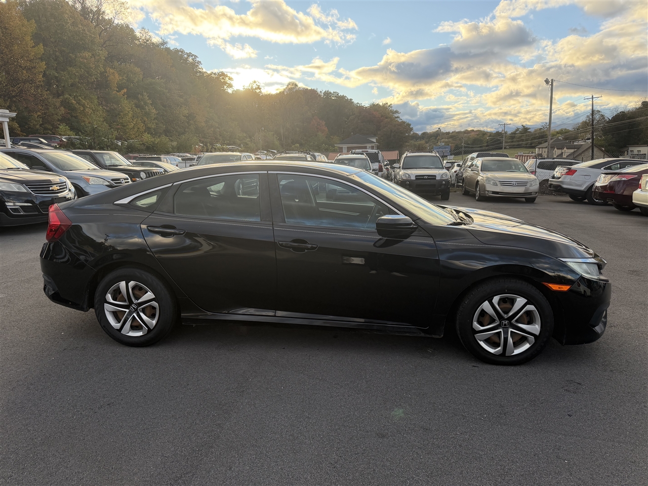 Honda Civic LX Sedan CVT 2018