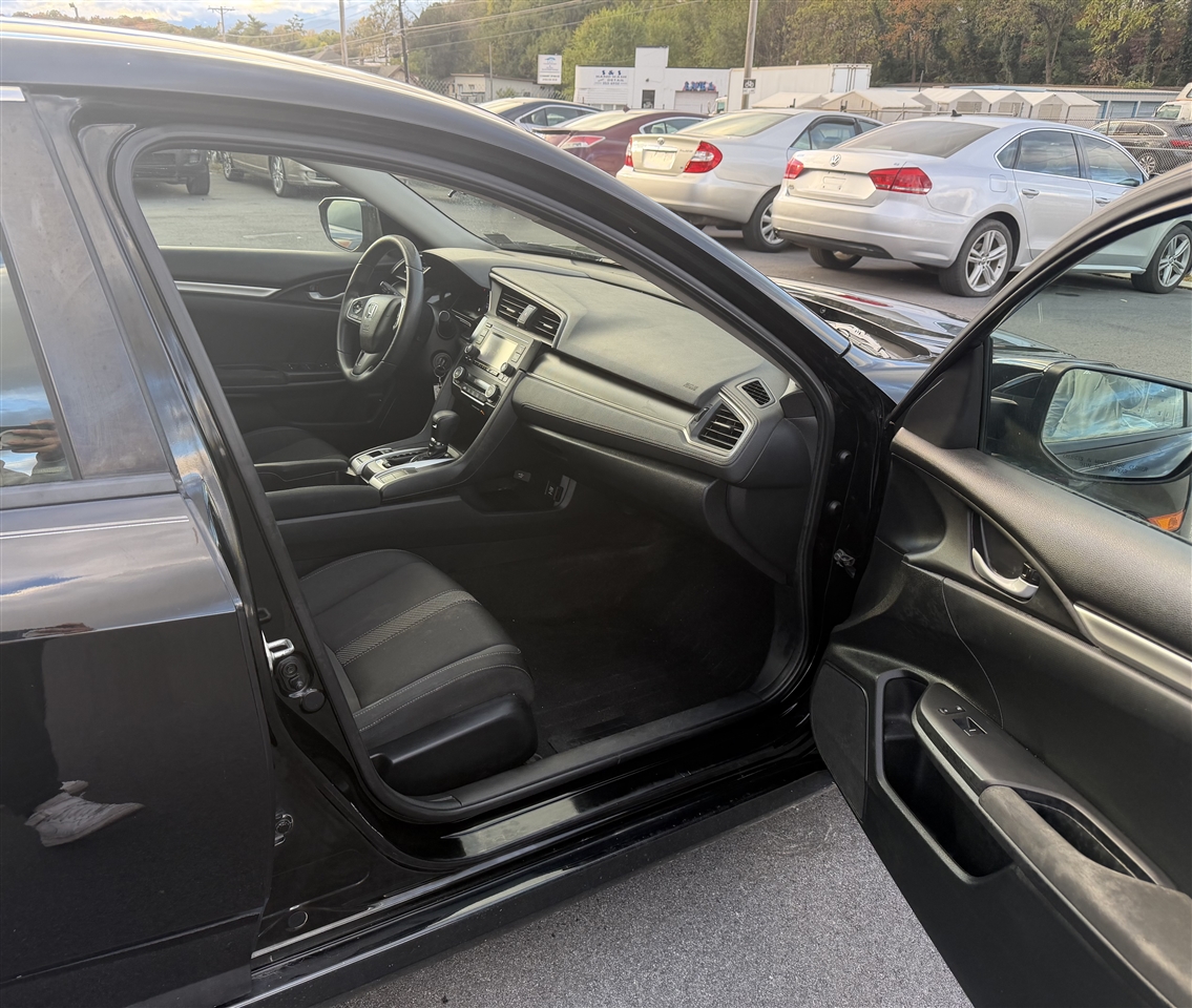 Honda Civic LX Sedan CVT 2018