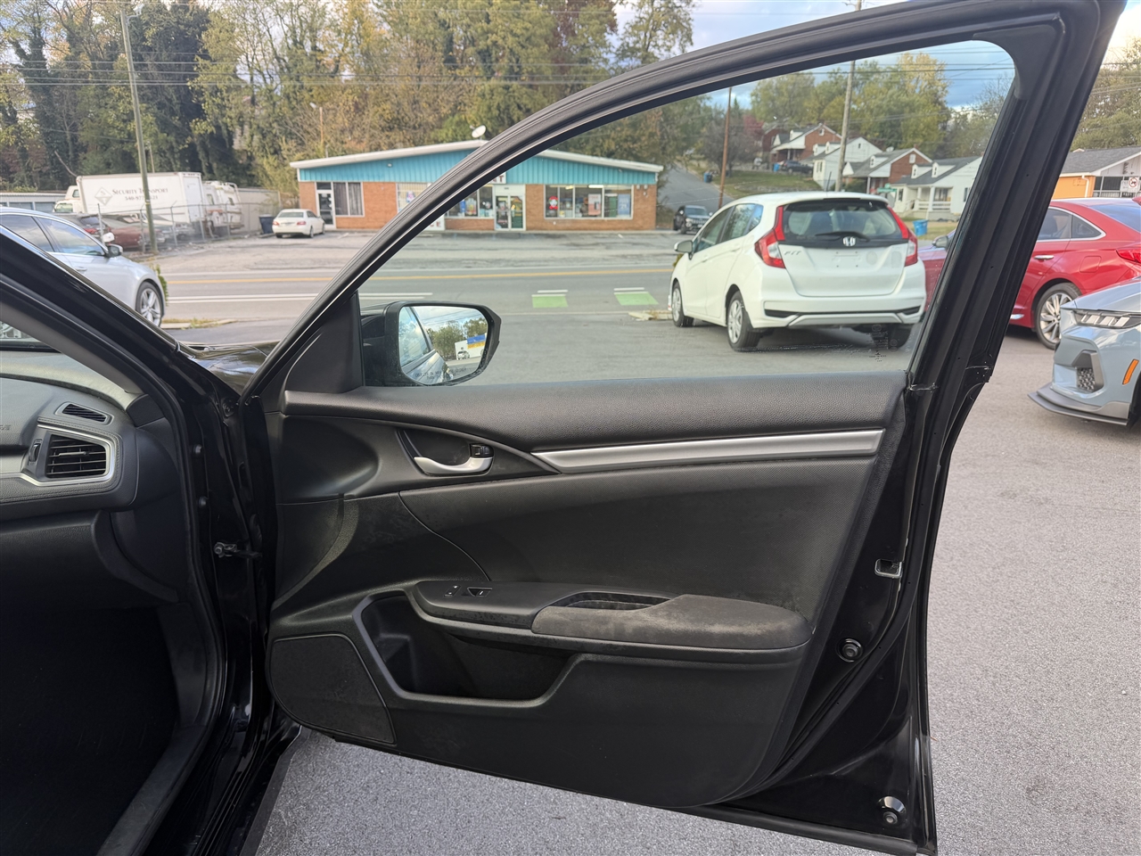 Honda Civic LX Sedan CVT 2018