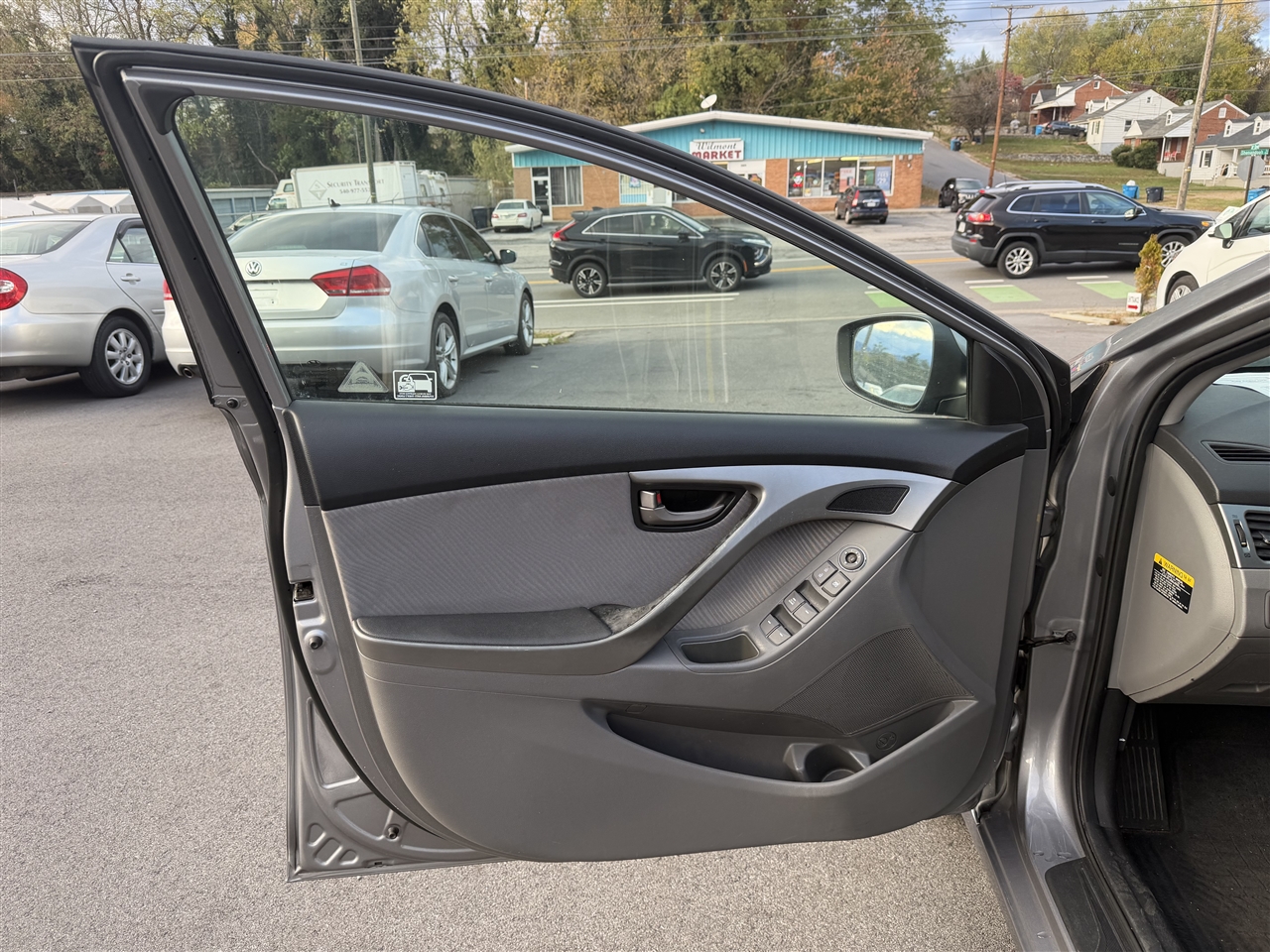 Hyundai Elantra GLS A/T 2012