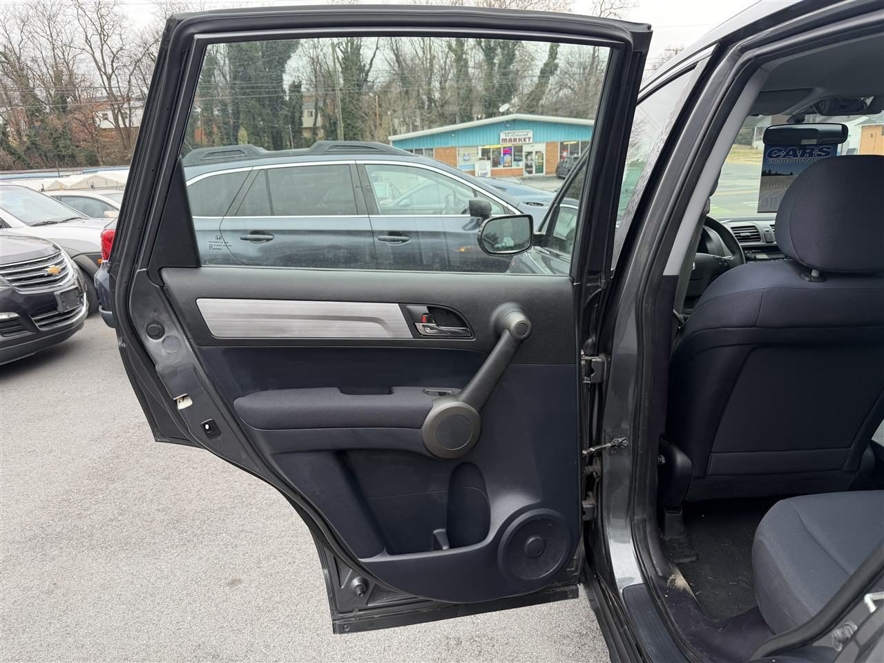 Honda CR-V LX 2WD 5-Speed AT 2011