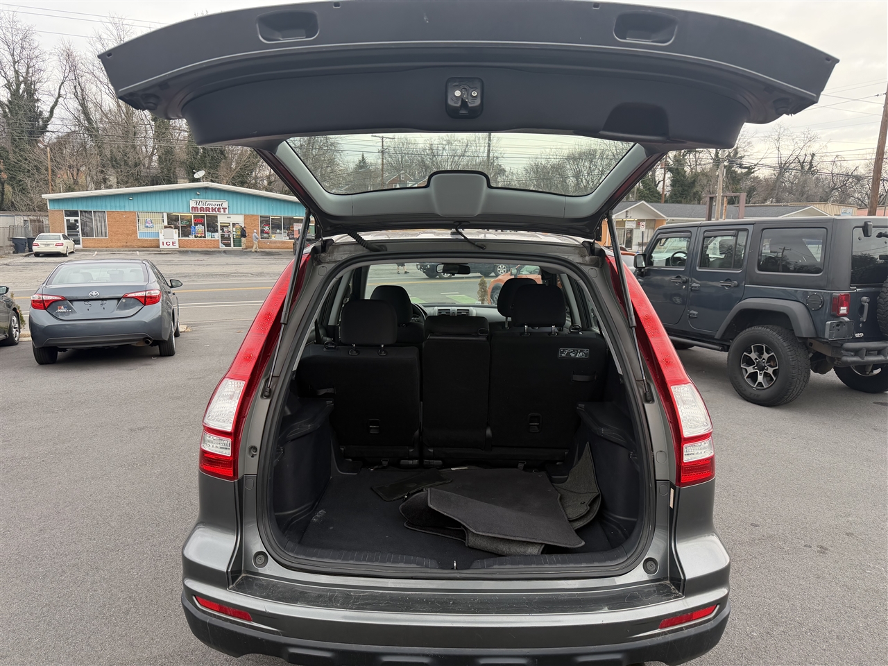 Honda CR-V LX 2WD 5-Speed AT 2011