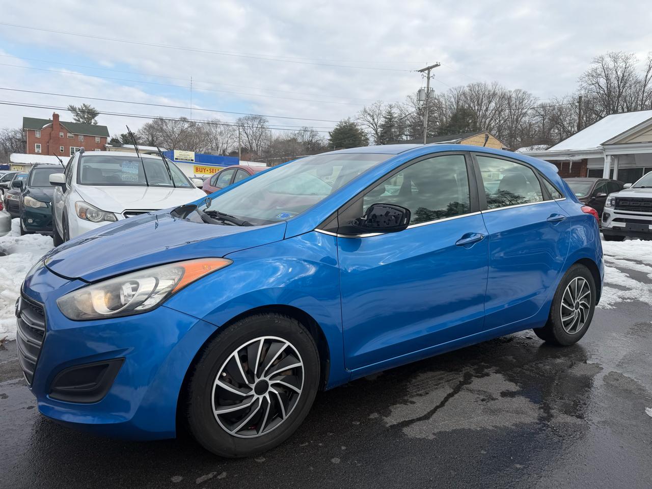 Hyundai Elantra GT A/T 2017