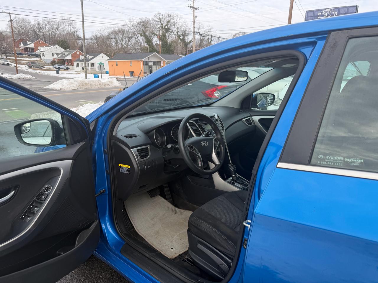 Hyundai Elantra GT A/T 2017