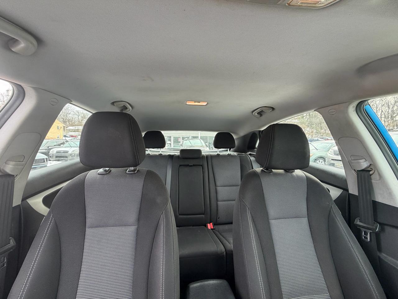 Hyundai Elantra GT A/T 2017