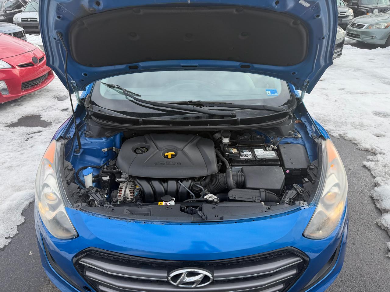 Hyundai Elantra GT A/T 2017