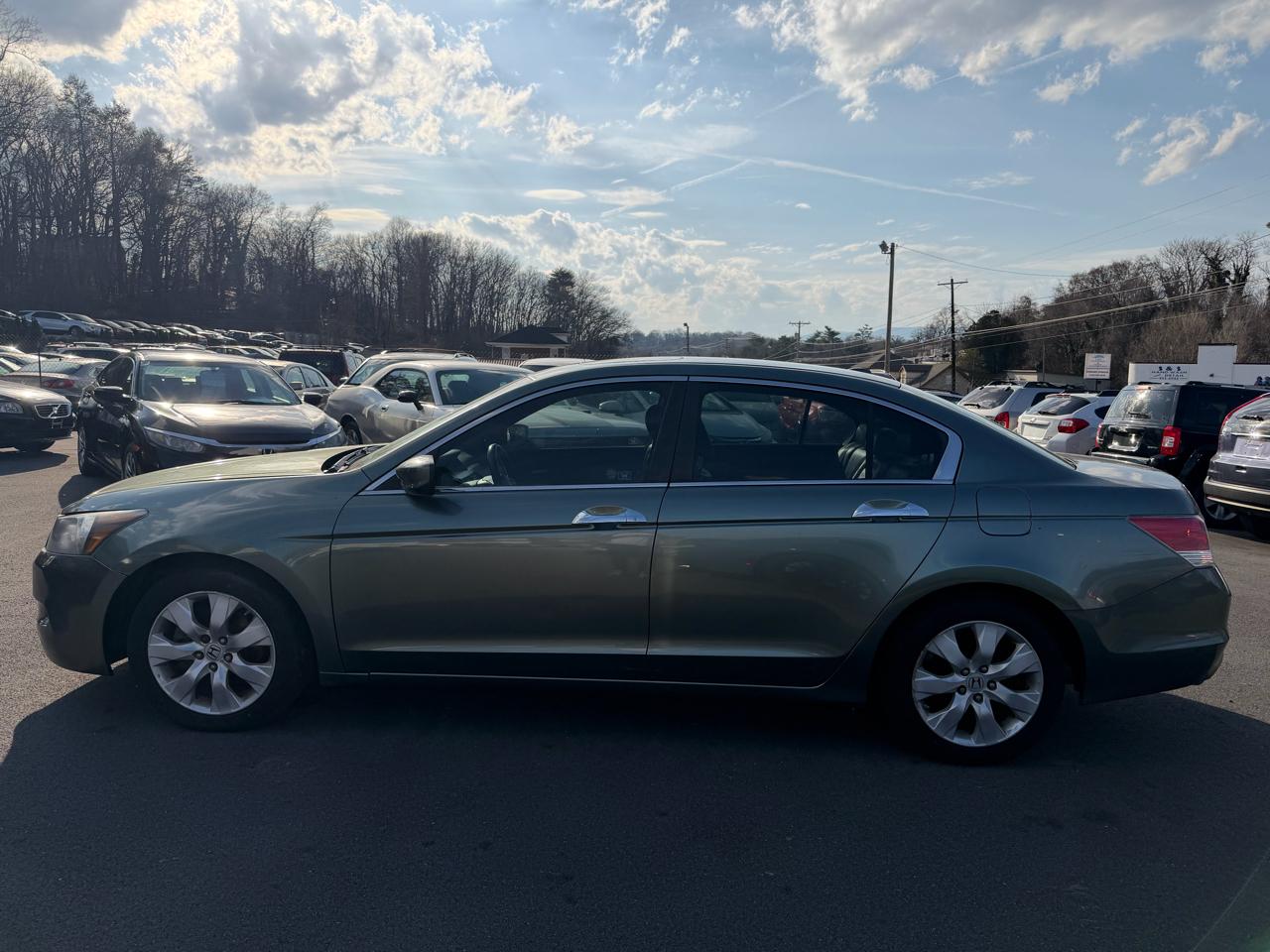 Honda Accord EX-L Sedan AT 2010
