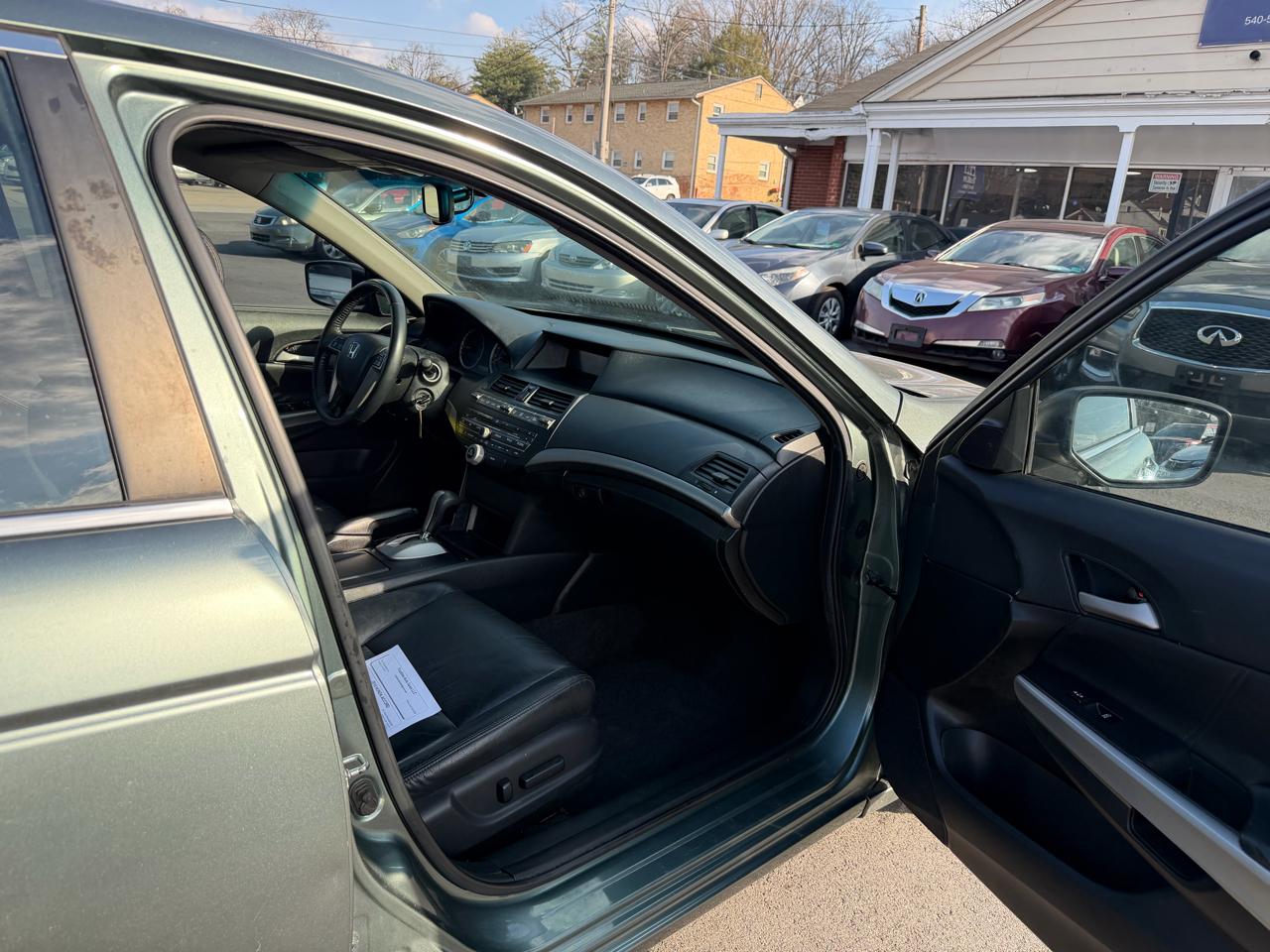 Honda Accord EX-L Sedan AT 2010