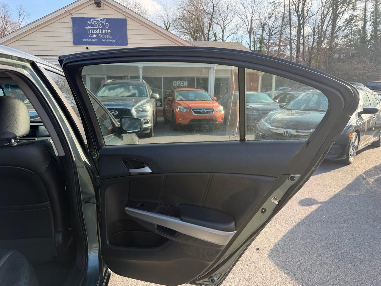 Honda Accord EX-L Sedan AT 2010