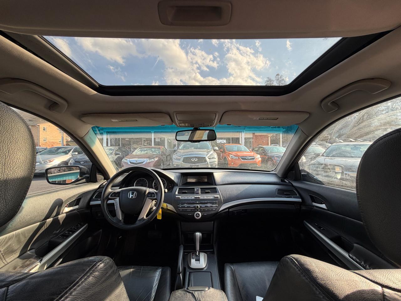 Honda Accord EX-L Sedan AT 2010