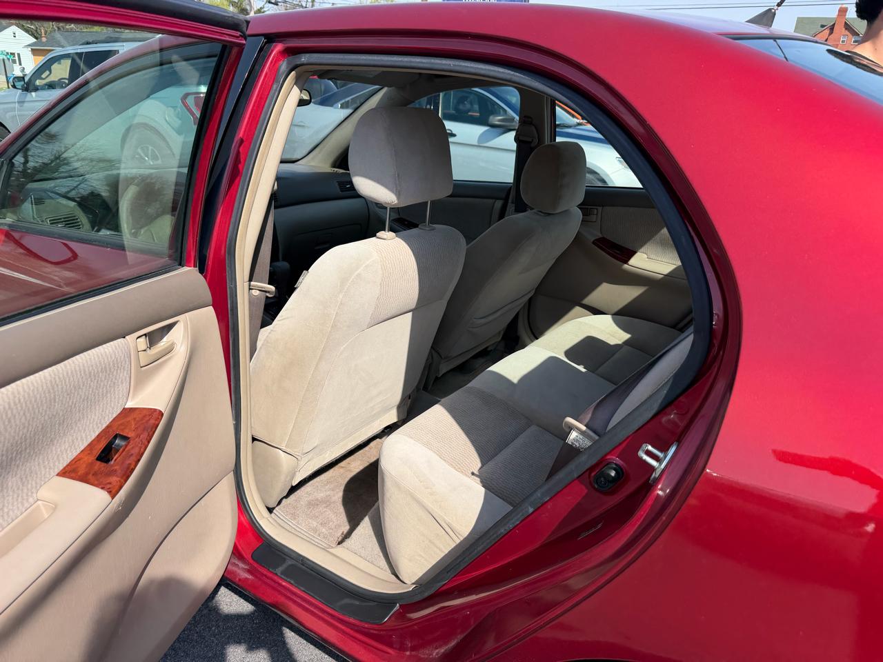 Toyota Corolla 4dr Sdn Auto LE (Natl) 2008