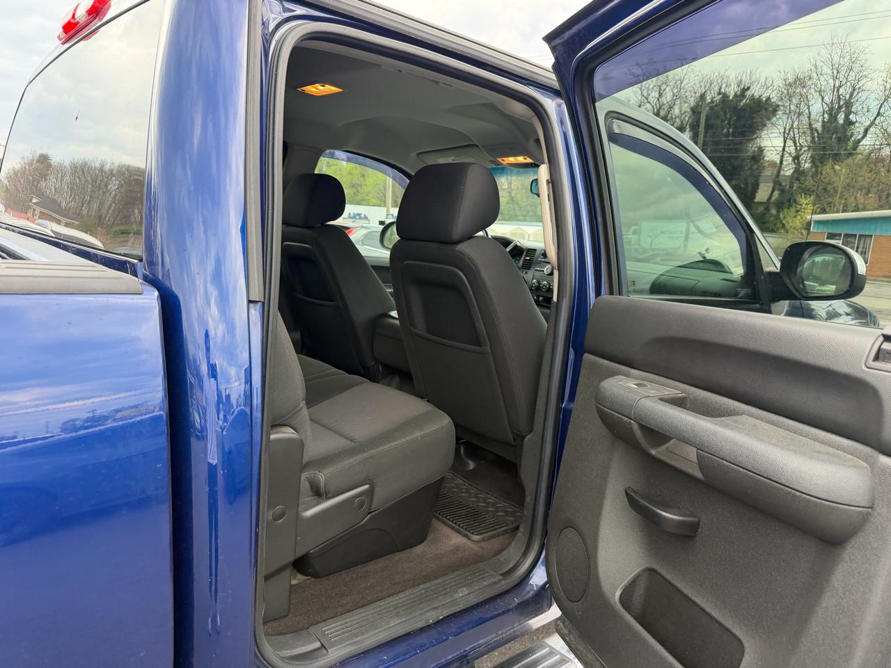 GMC Sierra 1500 4WD Crew Cab 143.5" SL 2013