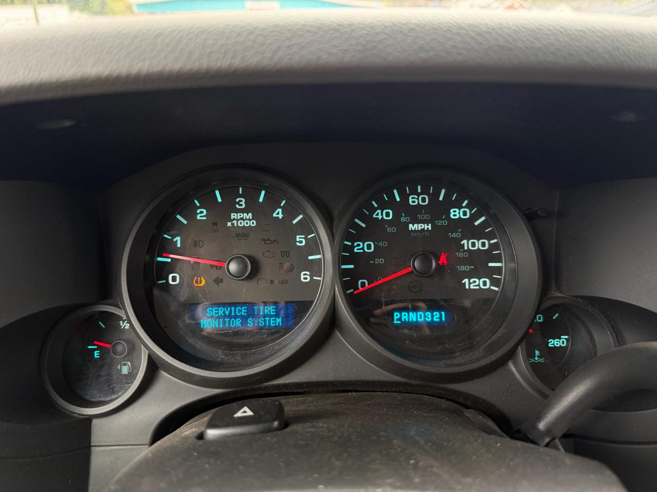 GMC Sierra 1500 4WD Crew Cab 143.5" SL 2013