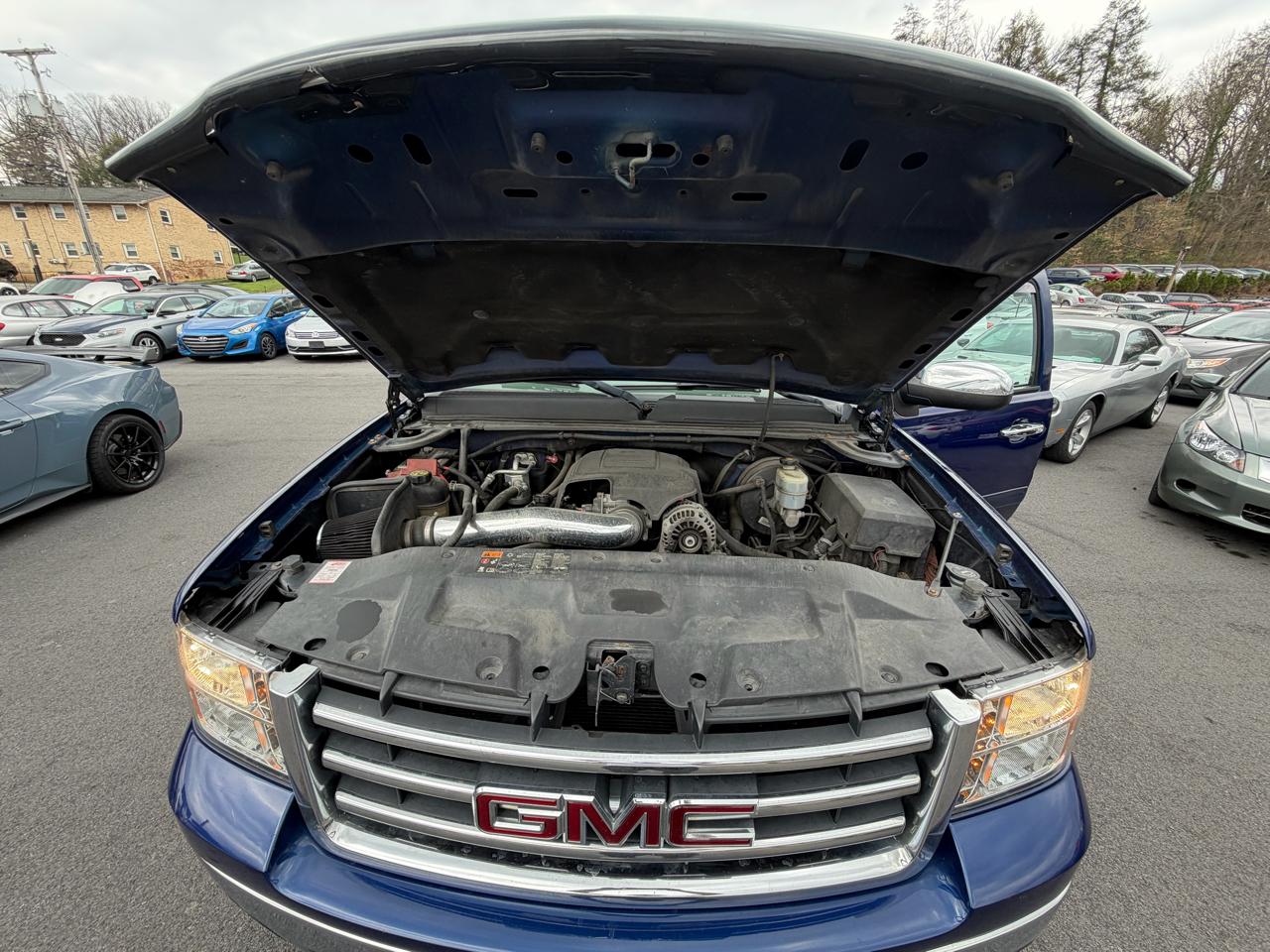 GMC Sierra 1500 4WD Crew Cab 143.5" SL 2013