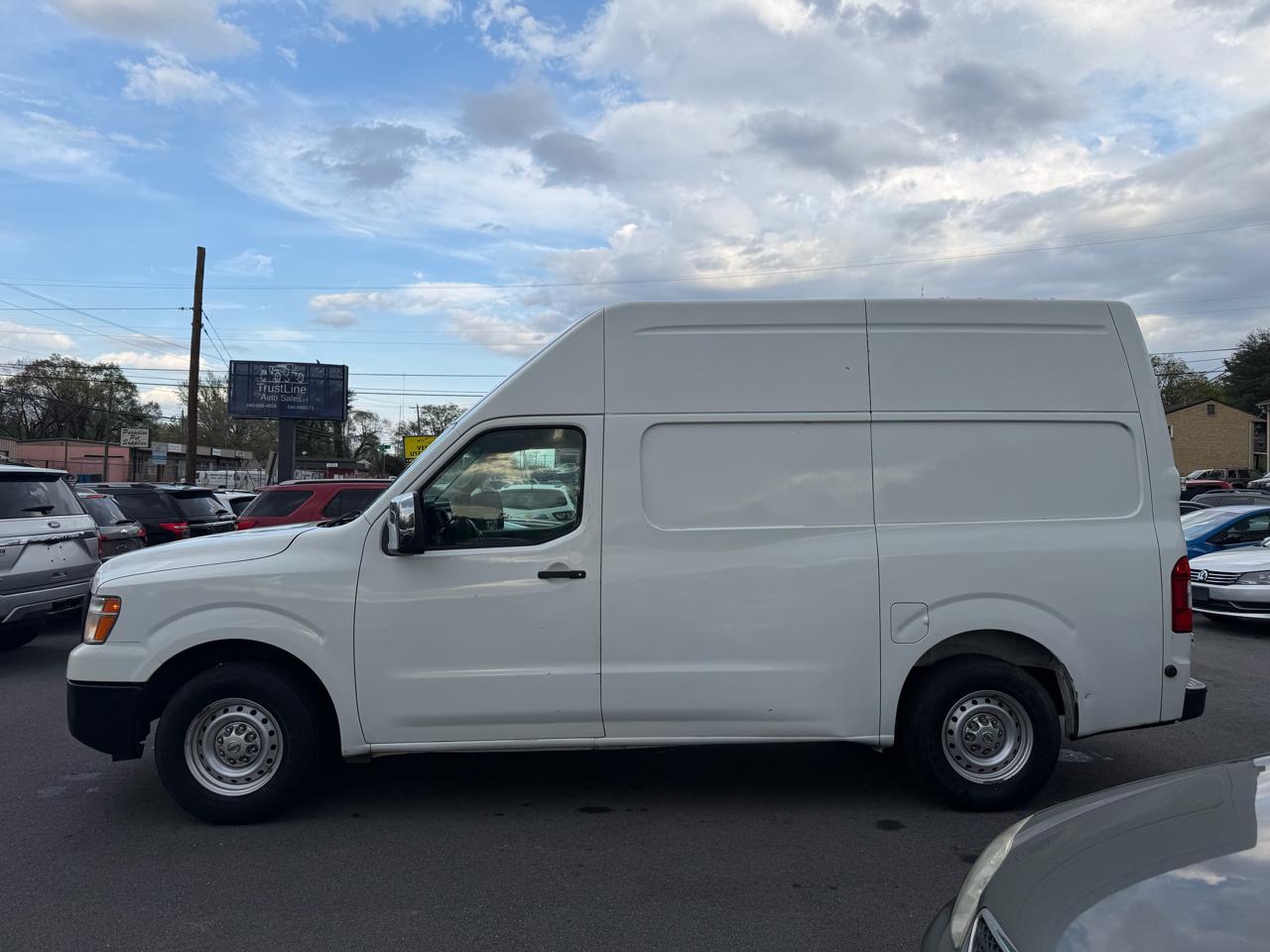 Nissan NV 2500 HD  2016
