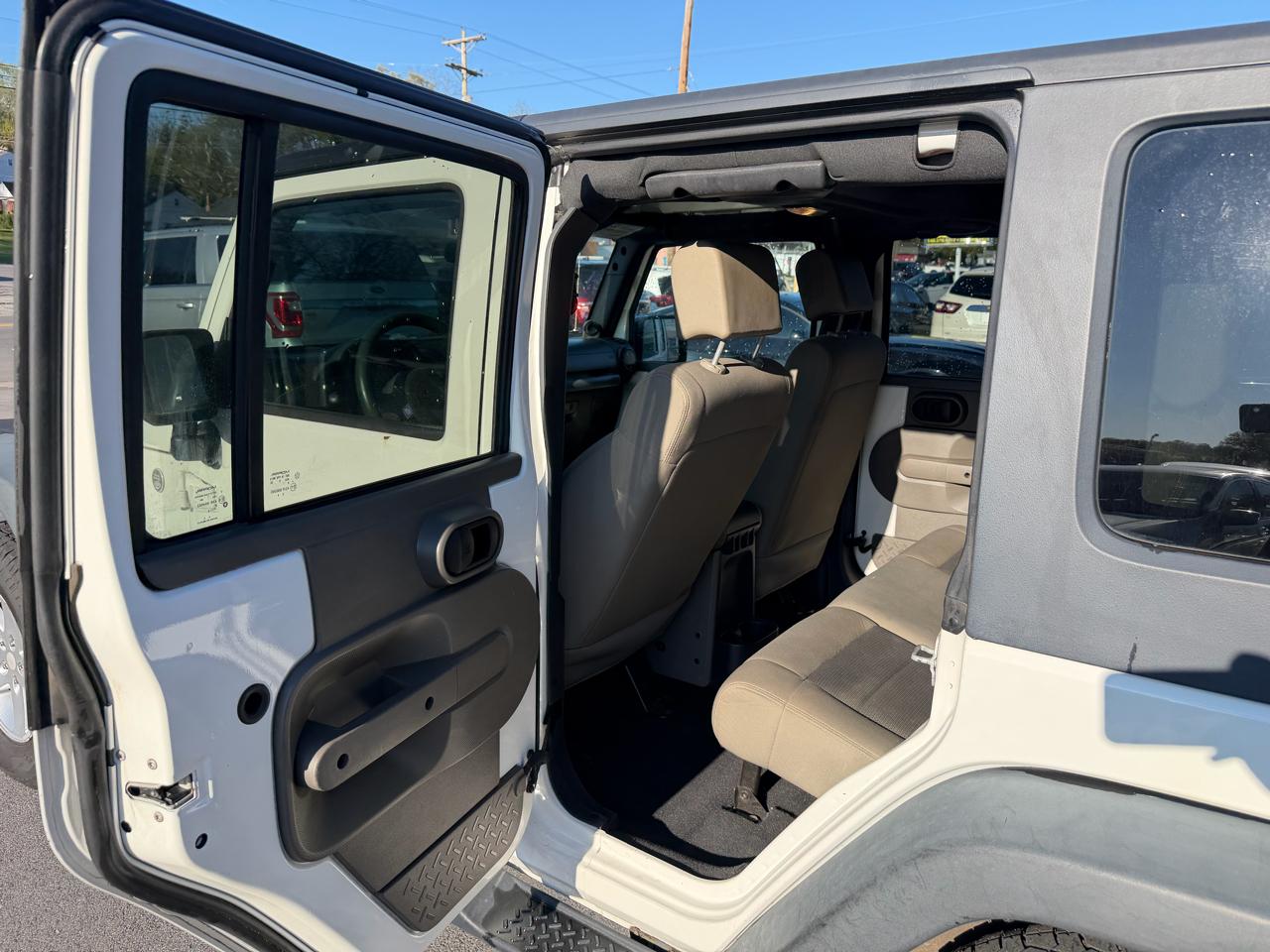 Jeep Wrangler 4WD 4dr Unlimited X 2009