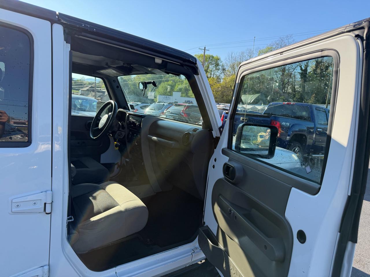 Jeep Wrangler 4WD 4dr Unlimited X 2009