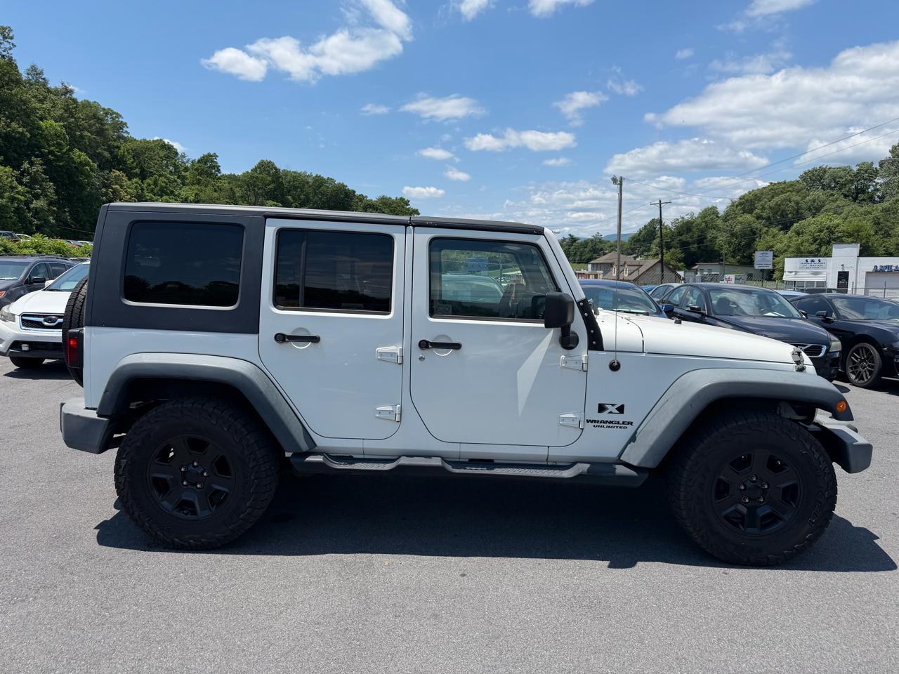 Jeep Wrangler 4WD 4dr Unlimited X 2009