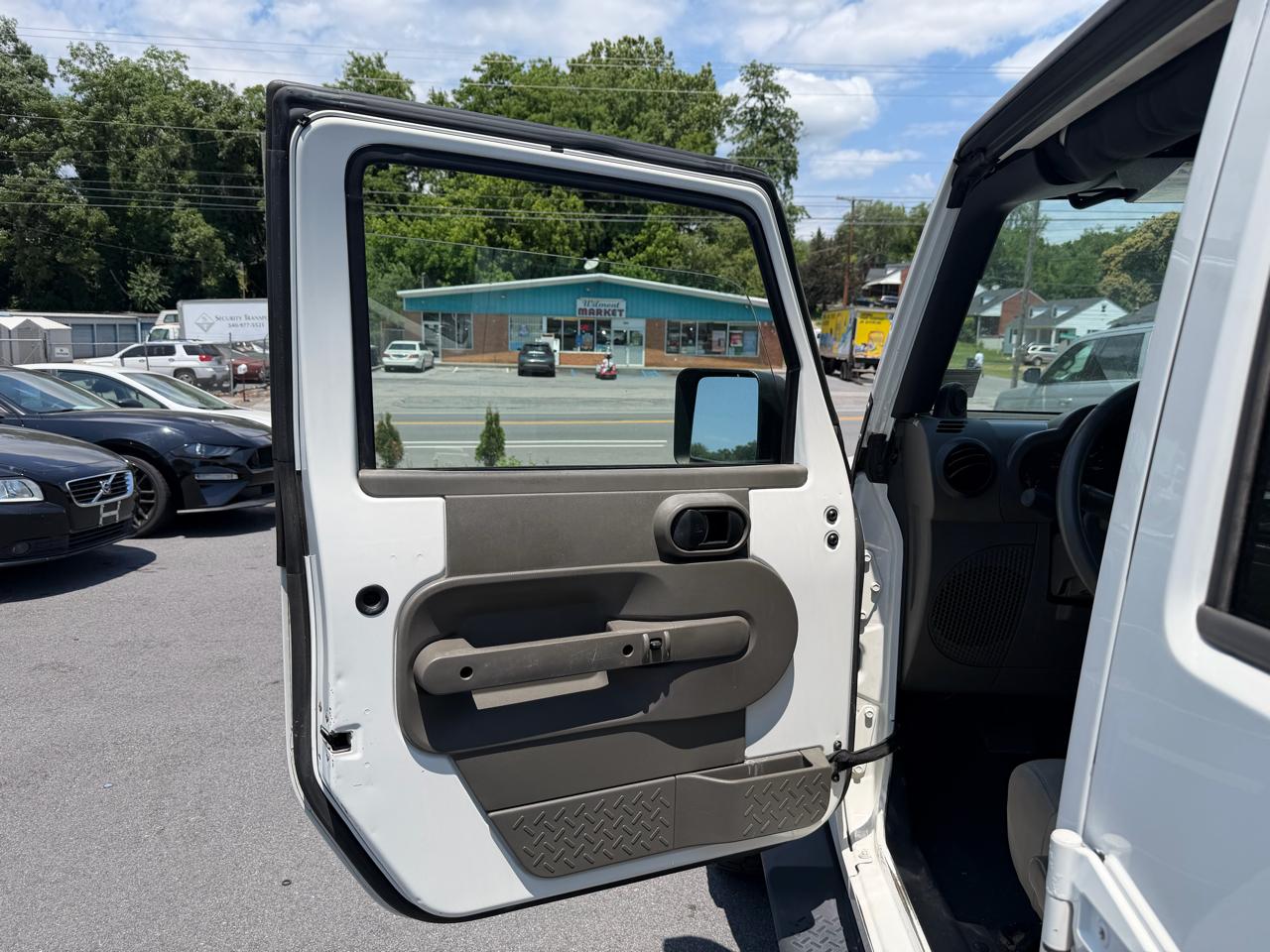 Jeep Wrangler 4WD 4dr Unlimited X 2009