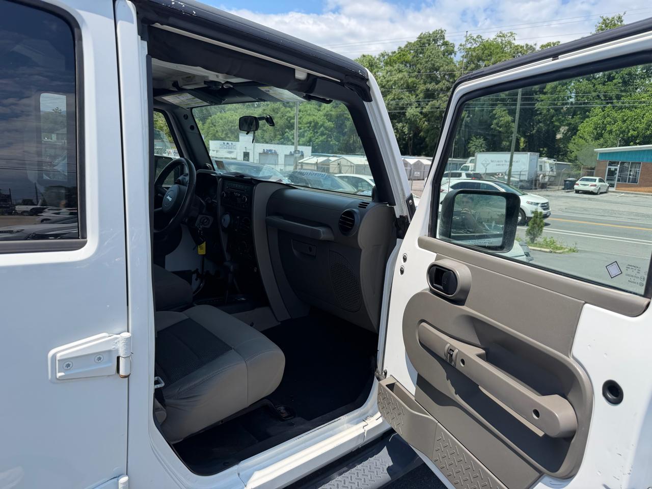 Jeep Wrangler 4WD 4dr Unlimited X 2009