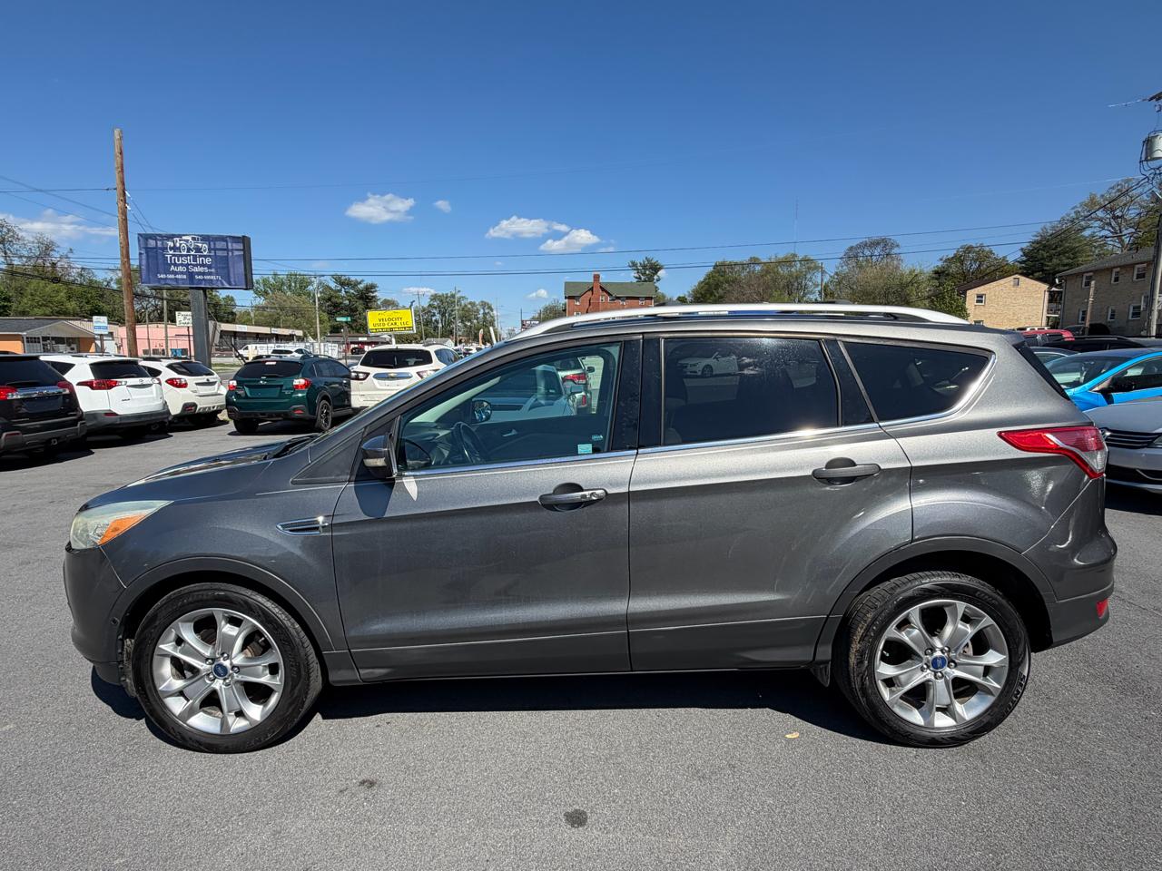 Ford Escape Titanium 4D SUV 4WD 2014