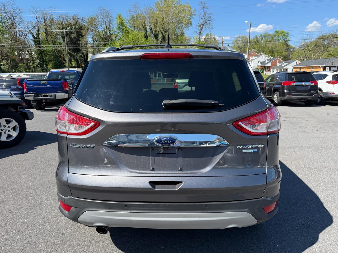 Ford Escape Titanium 4D SUV 4WD 2014