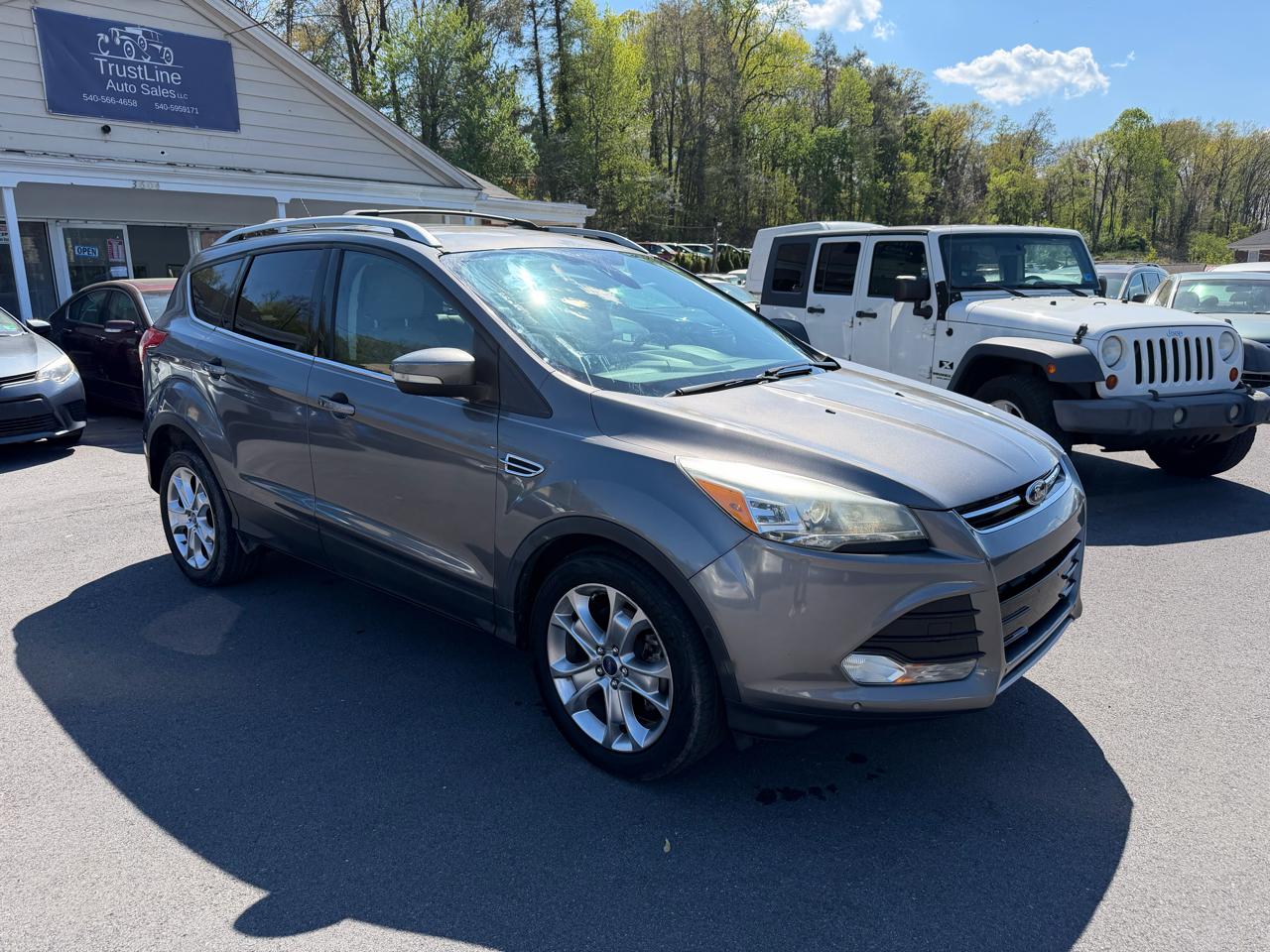 Ford Escape Titanium 4D SUV 4WD 2014