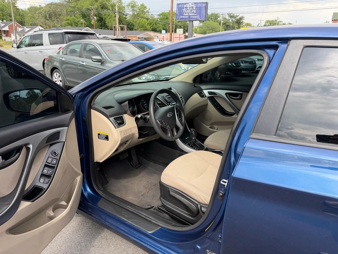 Hyundai Elantra SE 2016